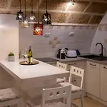 Apartamento Da Angela - Erasmo 34 *